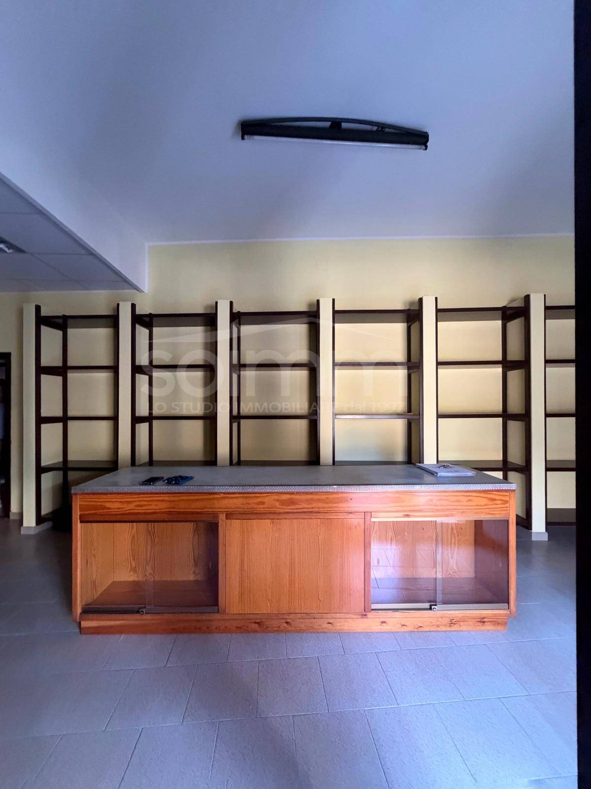 Locale commerciale in vendita a Villasor