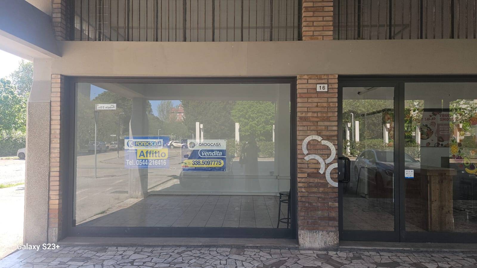 Locale commerciale in vendita a Ravenna, Darsena