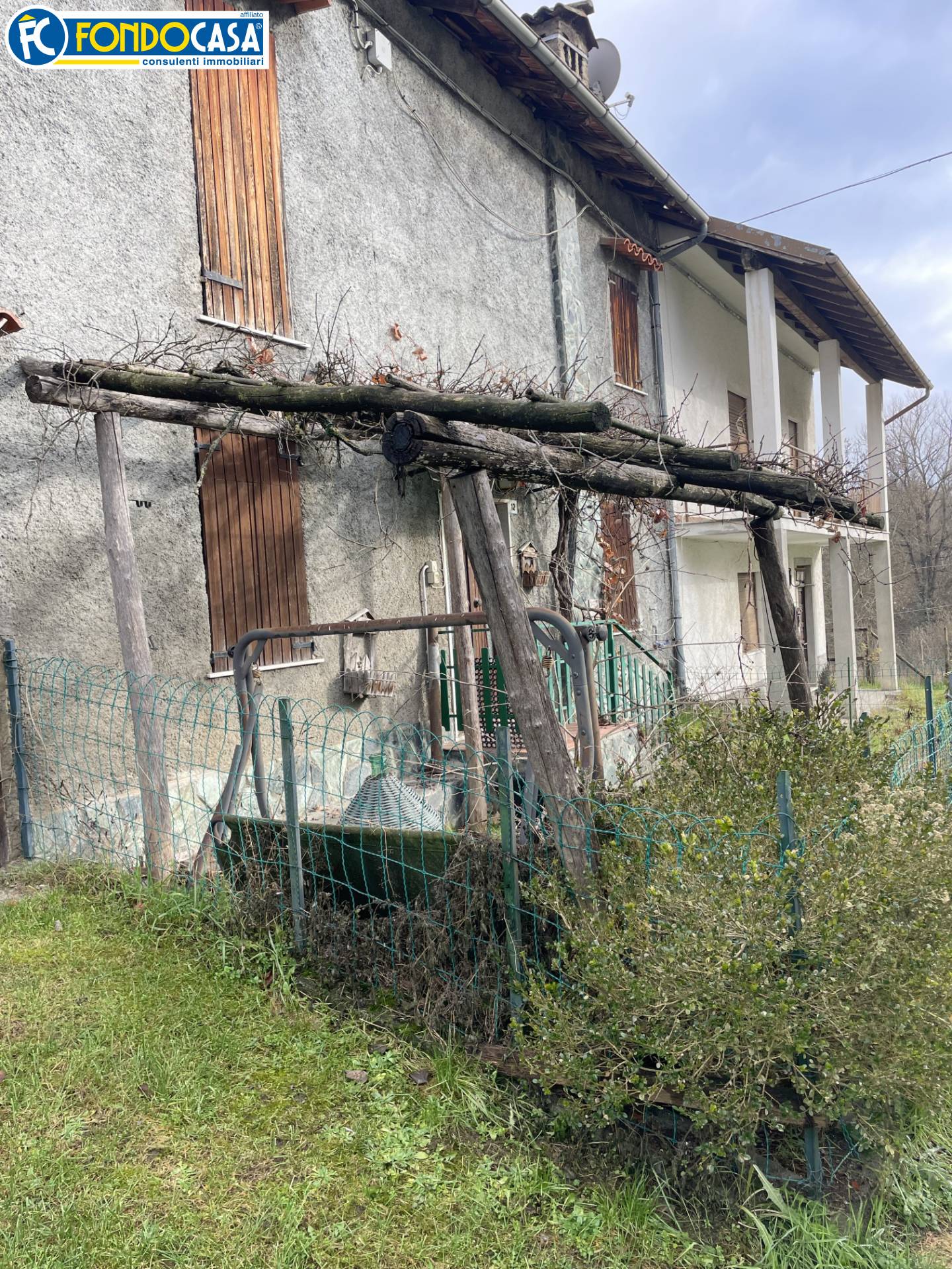 Casa semindipendente in vendita a Mioglia, Dogli