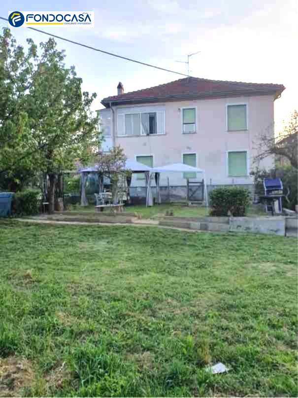 Casa semindipendente in vendita a Cairo Montenotte