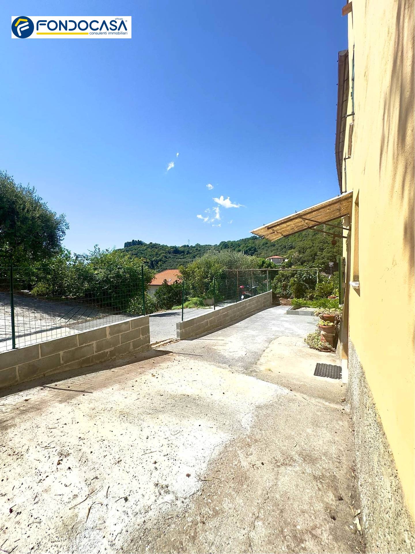 Casa indipendente in vendita a Albisola Superiore