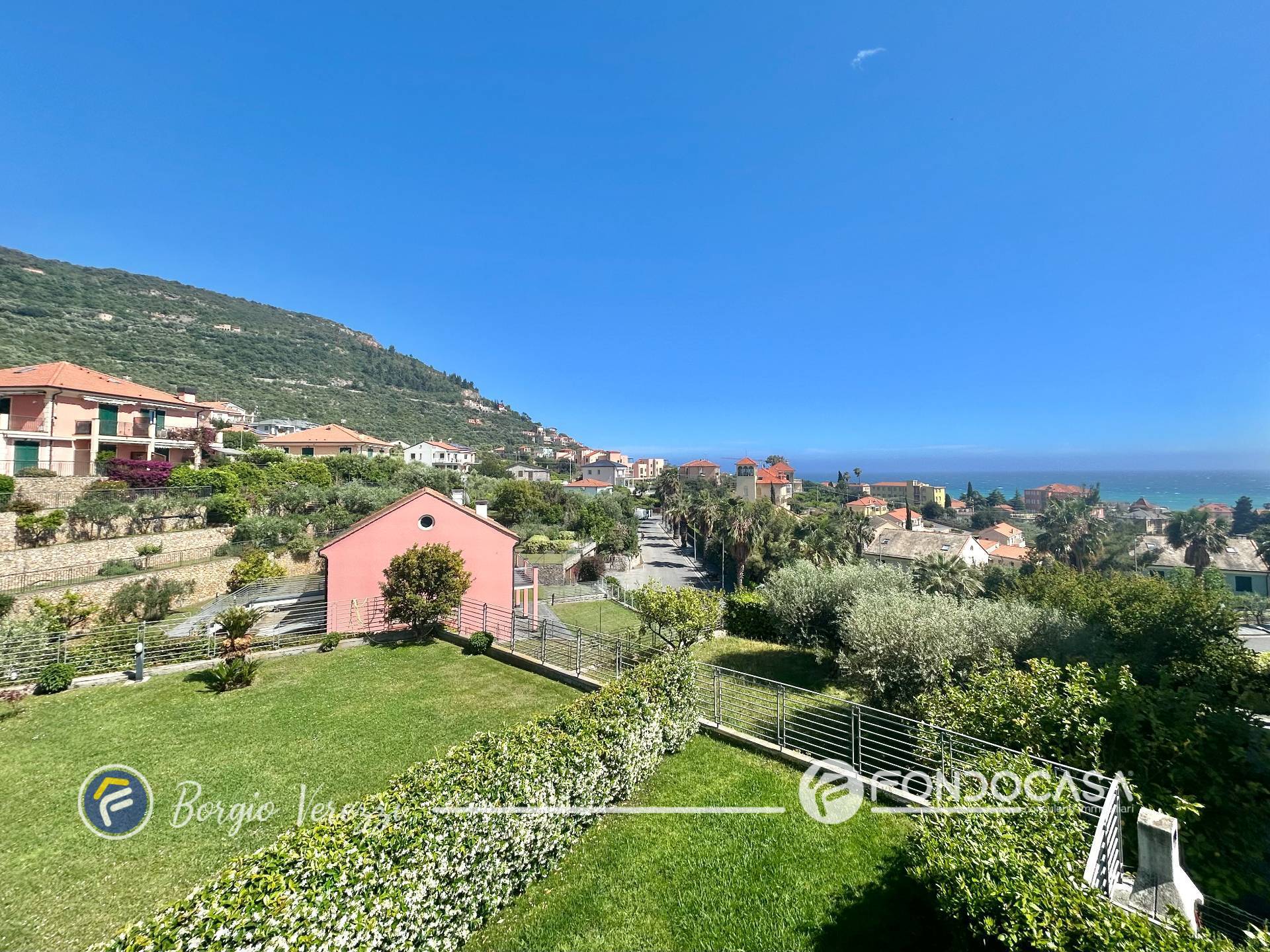 Appartamento in vendita a Borgio Verezzi