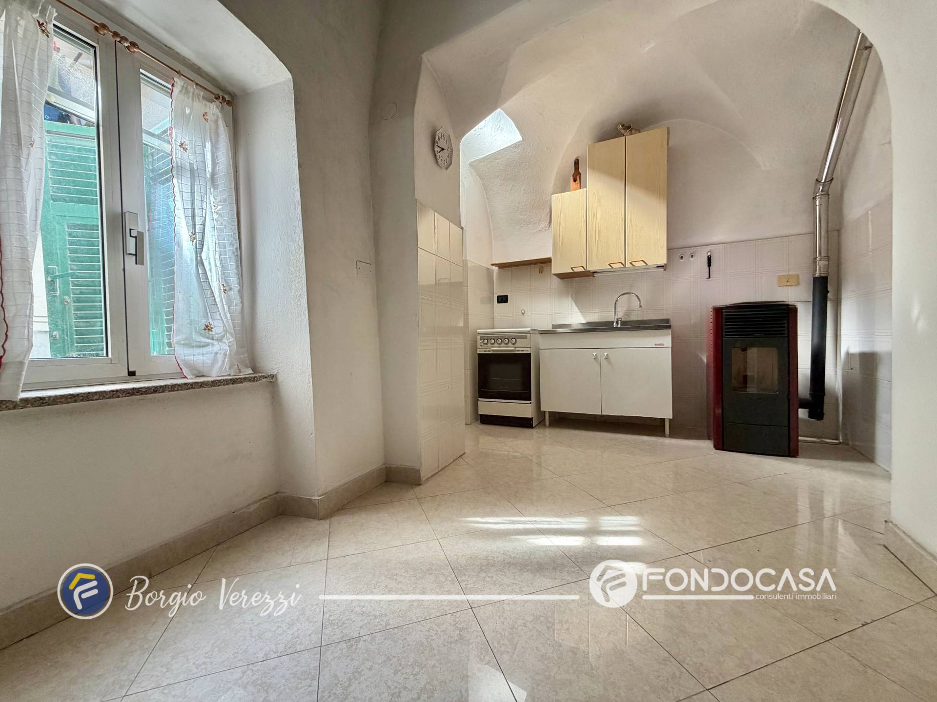 Appartamento in vendita a Borgio Verezzi