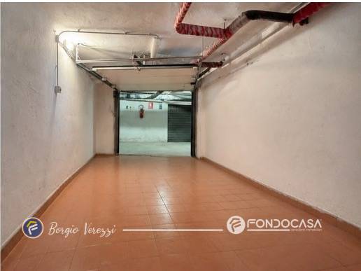 Box o garage in vendita a Borgio Verezzi