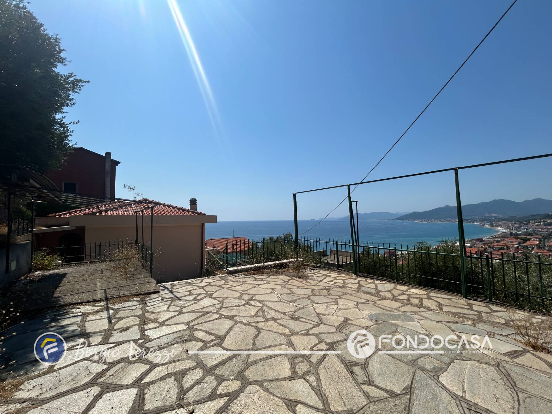 Villa in vendita a Borgio Verezzi, Borgio