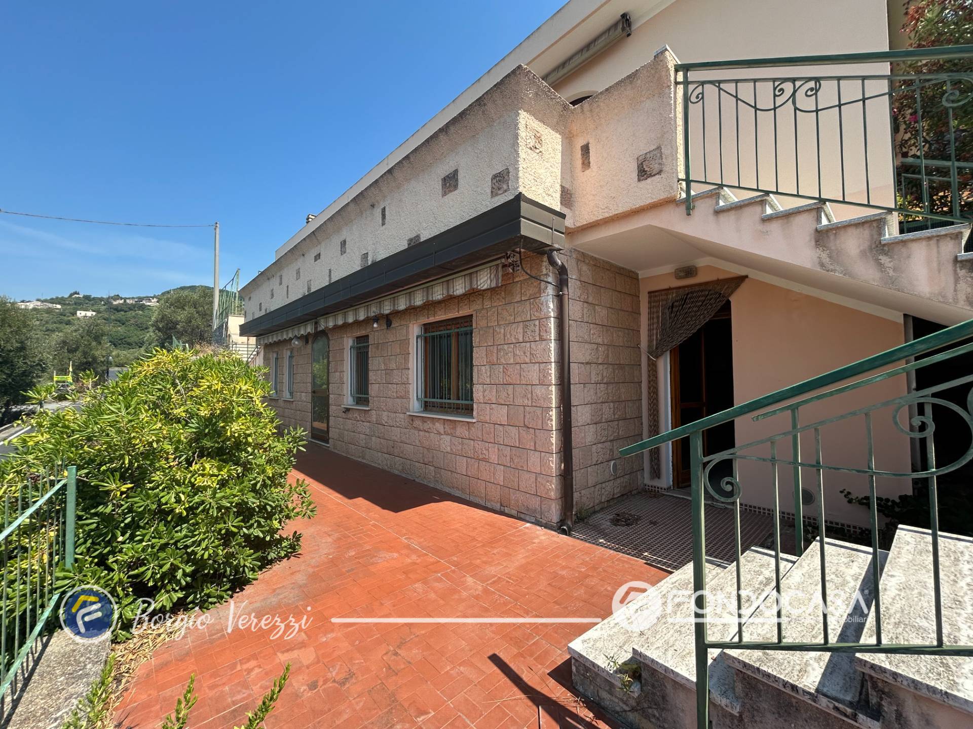 Villa in vendita a Borgio Verezzi, Borgio