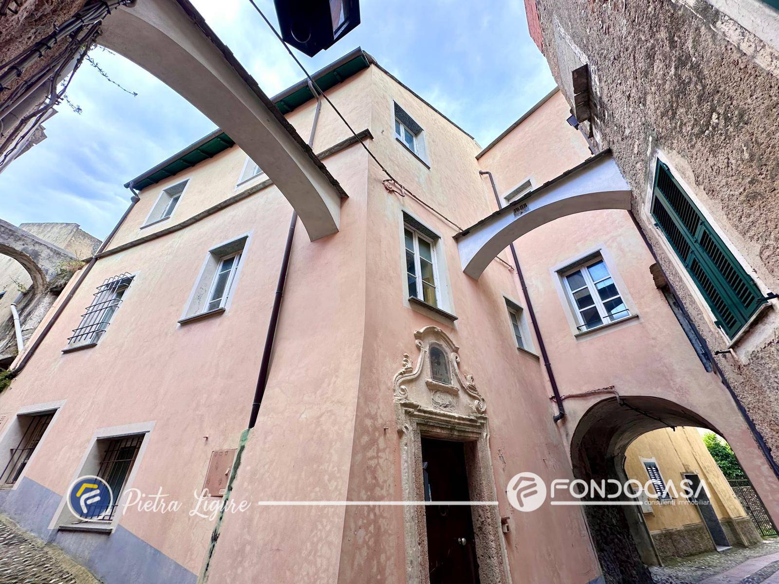 Casa indipendente con terrazzo a Tovo San Giacomo