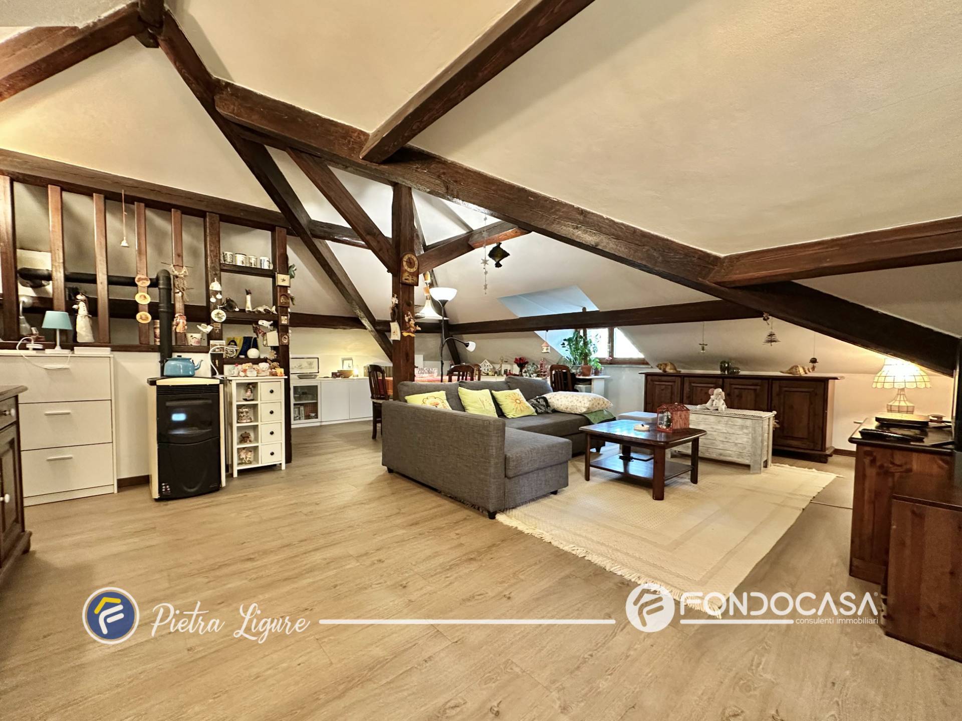 Casa indipendente in vendita a Pietra Ligure