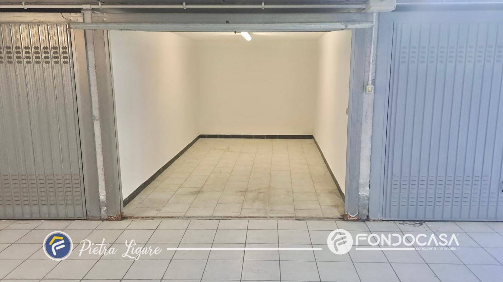 Box o garage in vendita a Pietra Ligure