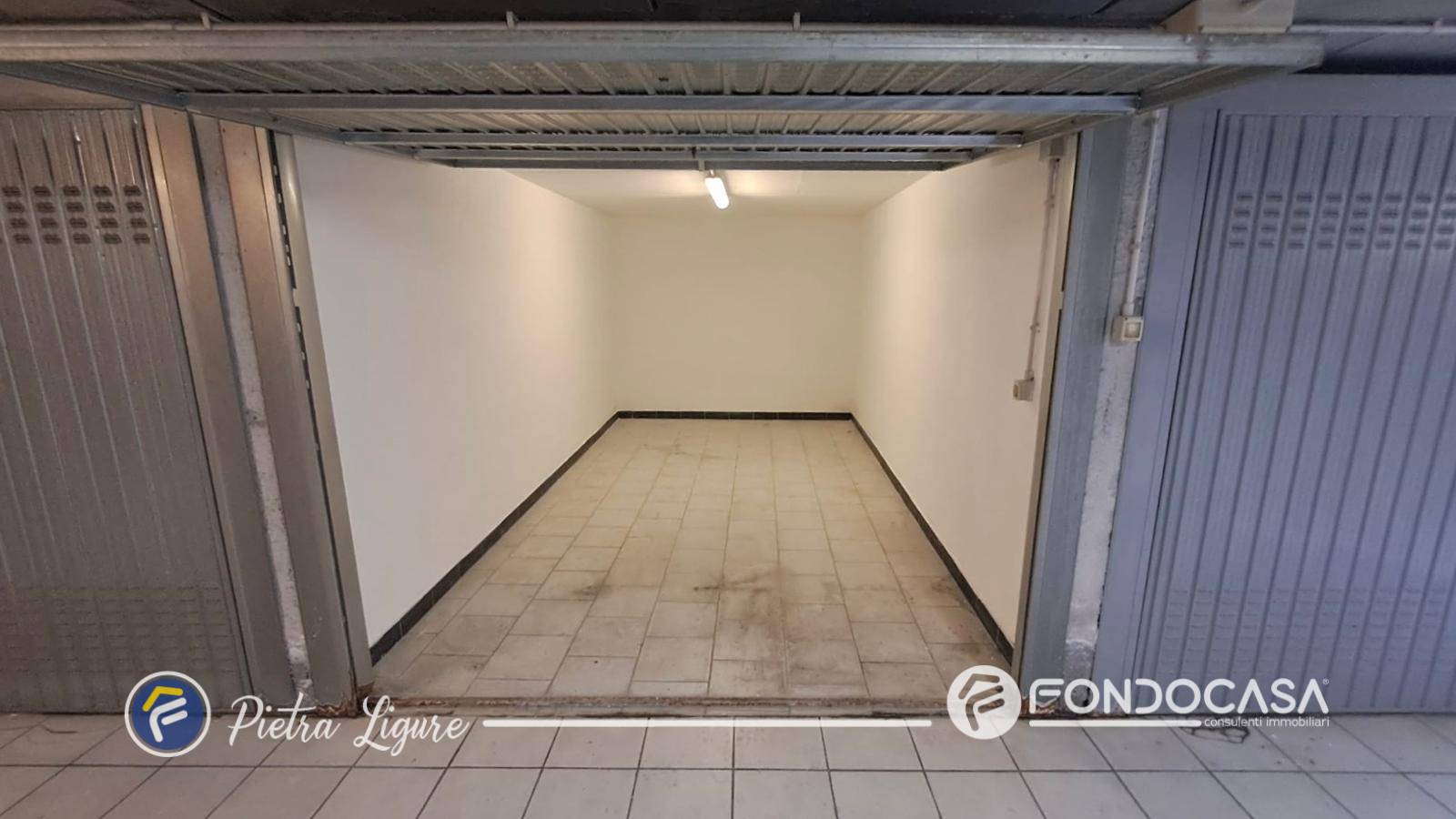 Box o garage in vendita a Pietra Ligure