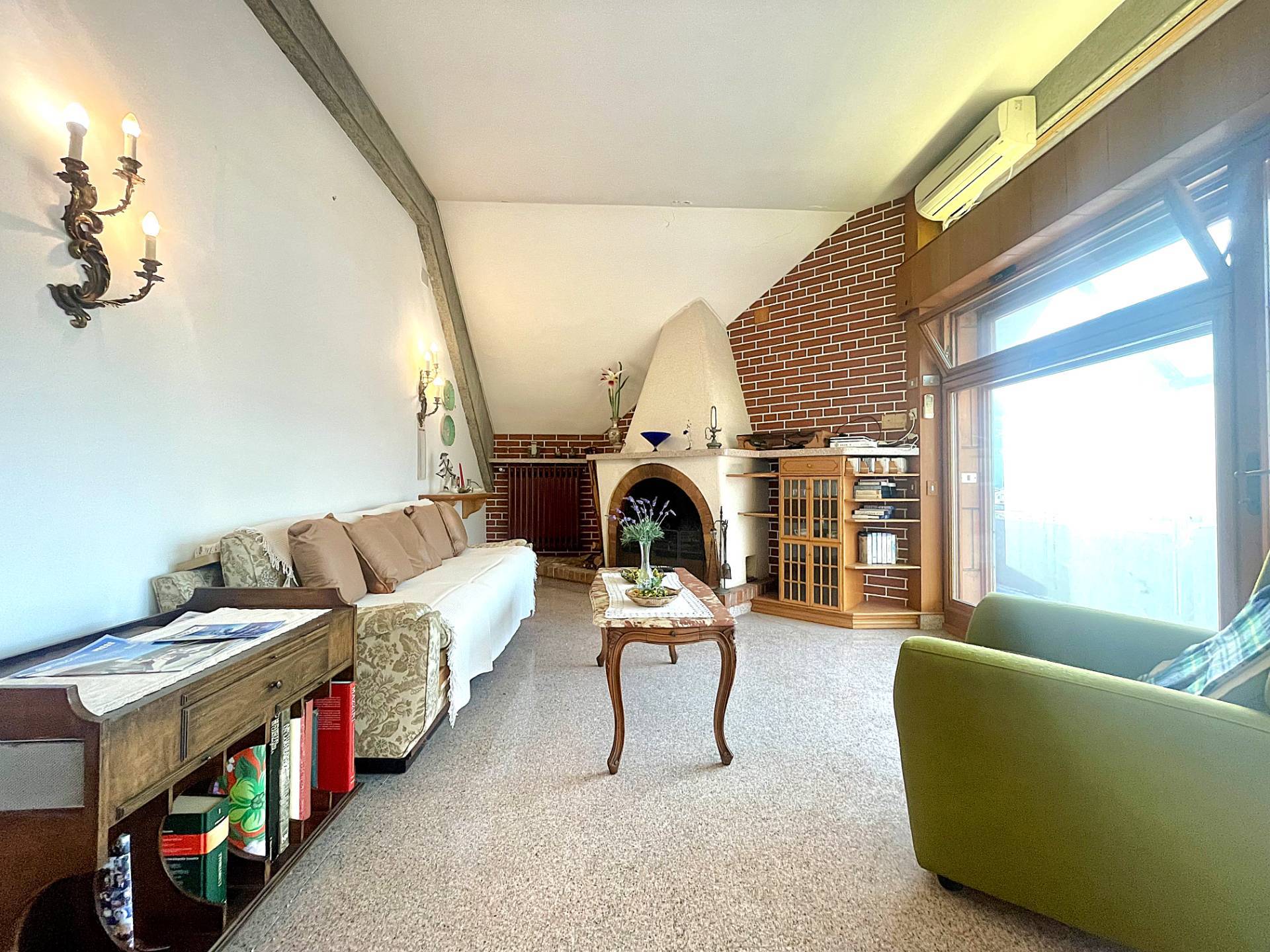 Attico in vendita a Pietra Ligure