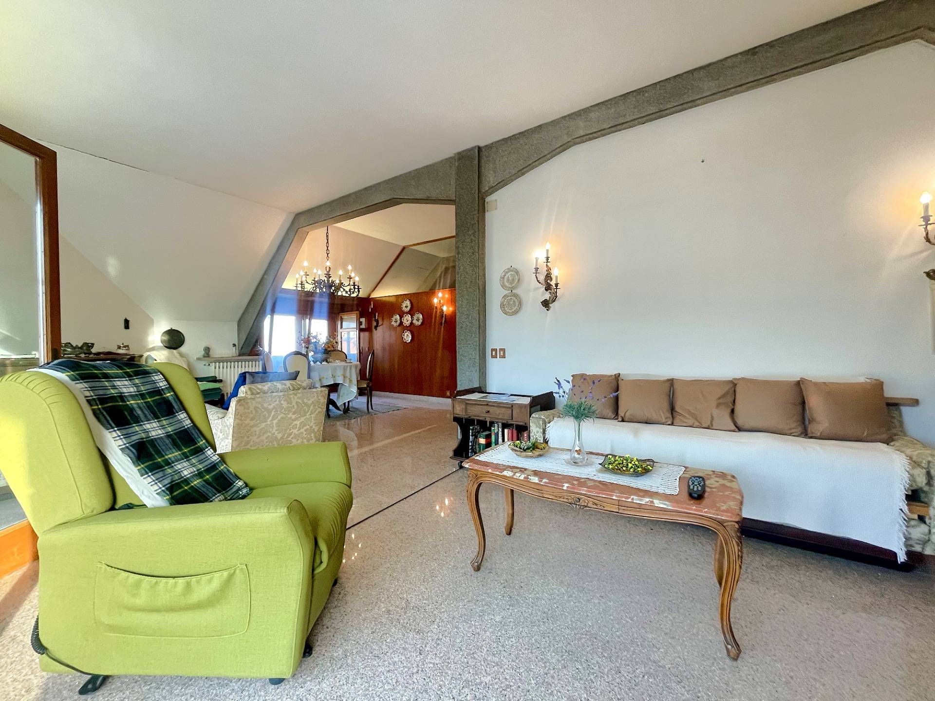 Attico in vendita a Pietra Ligure