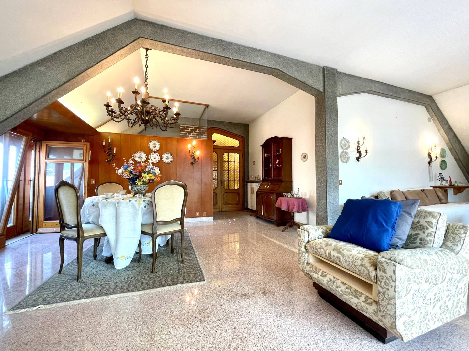 Attico in vendita a Pietra Ligure