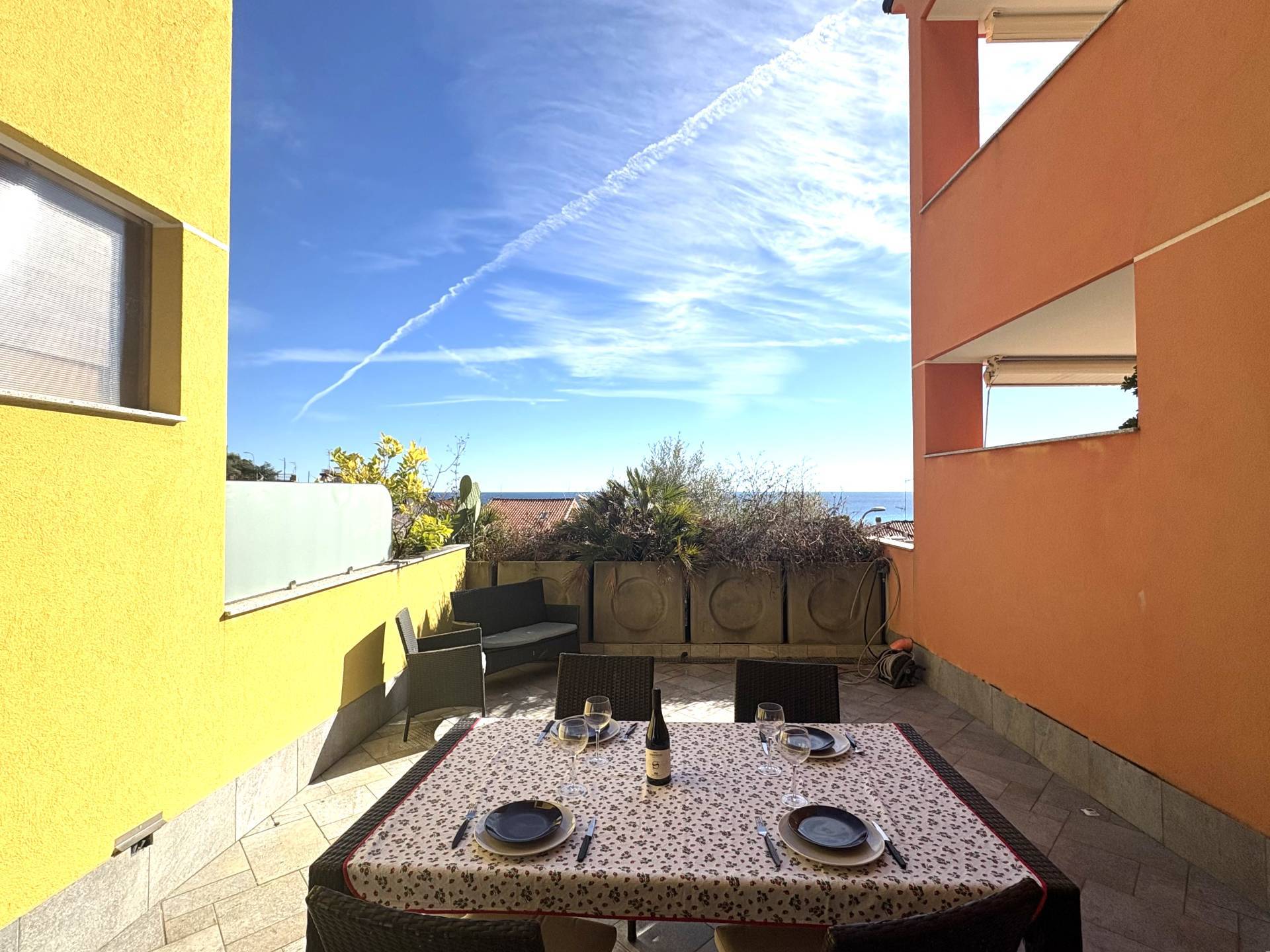 Appartamento in vendita a Pietra Ligure