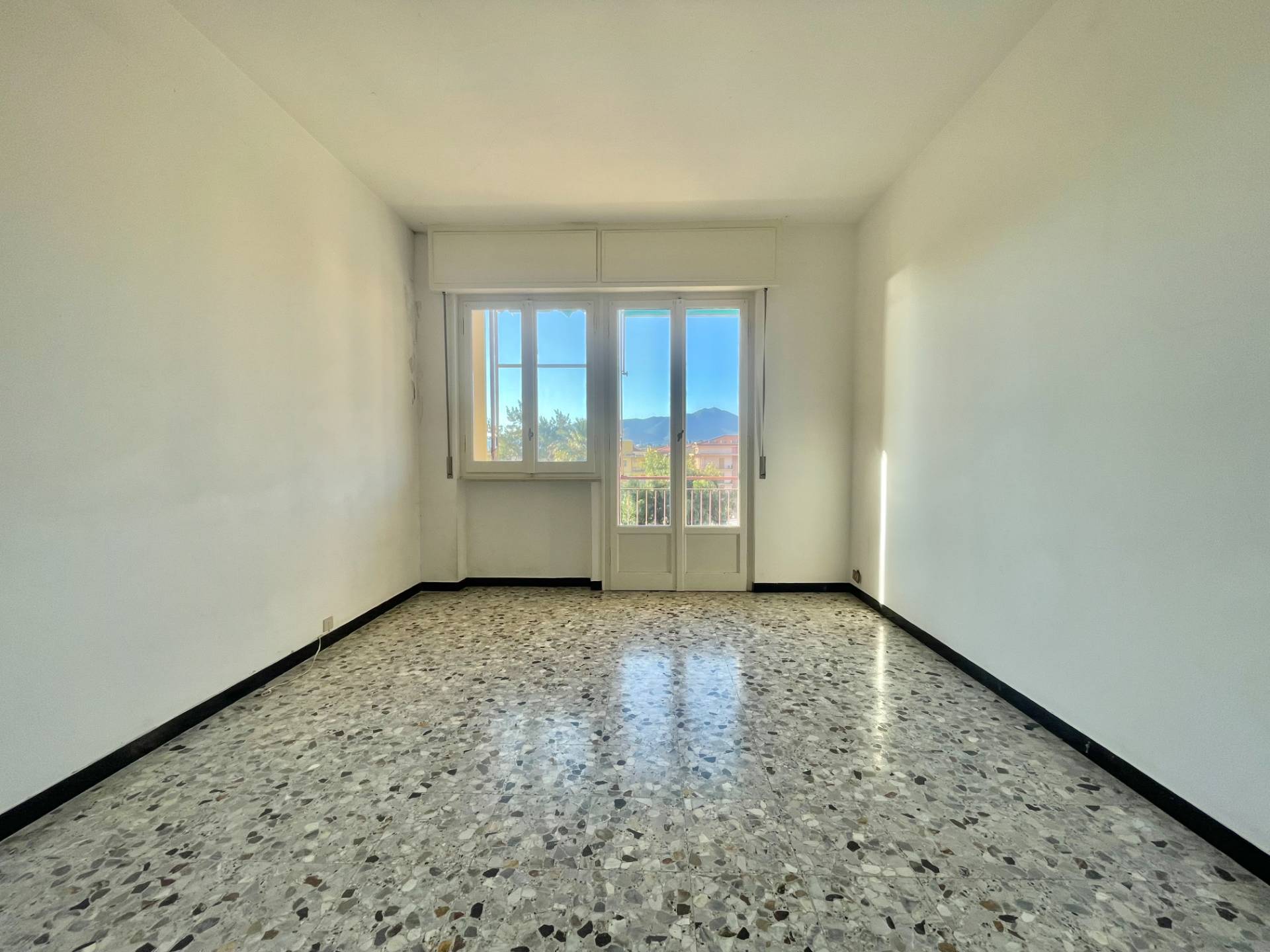 Appartamento in vendita a Pietra Ligure