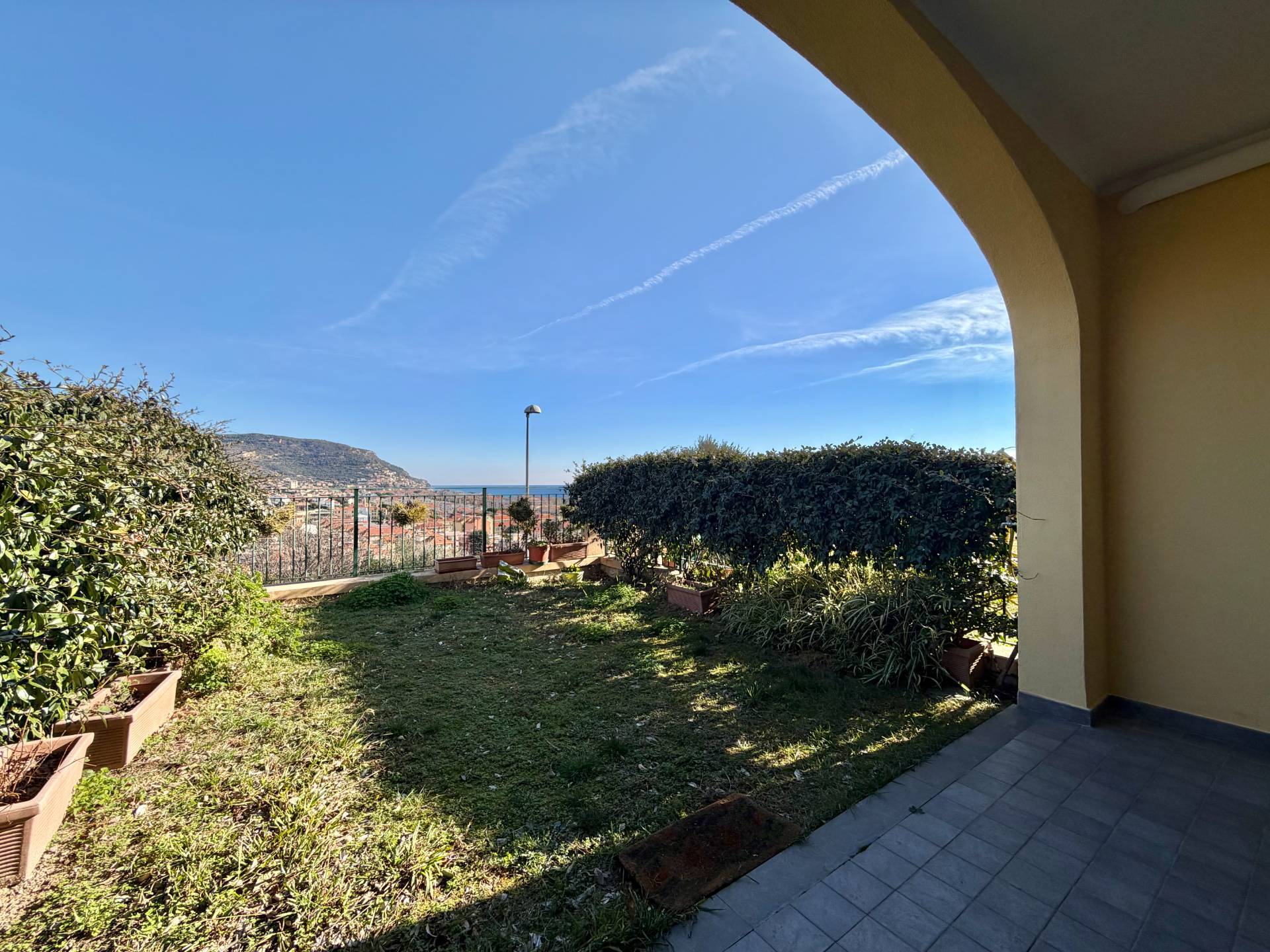Casa semindipendente in vendita a Pietra Ligure
