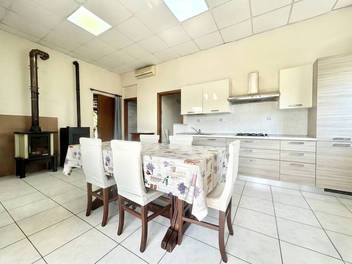 Appartamento in vendita a Pietra Ligure