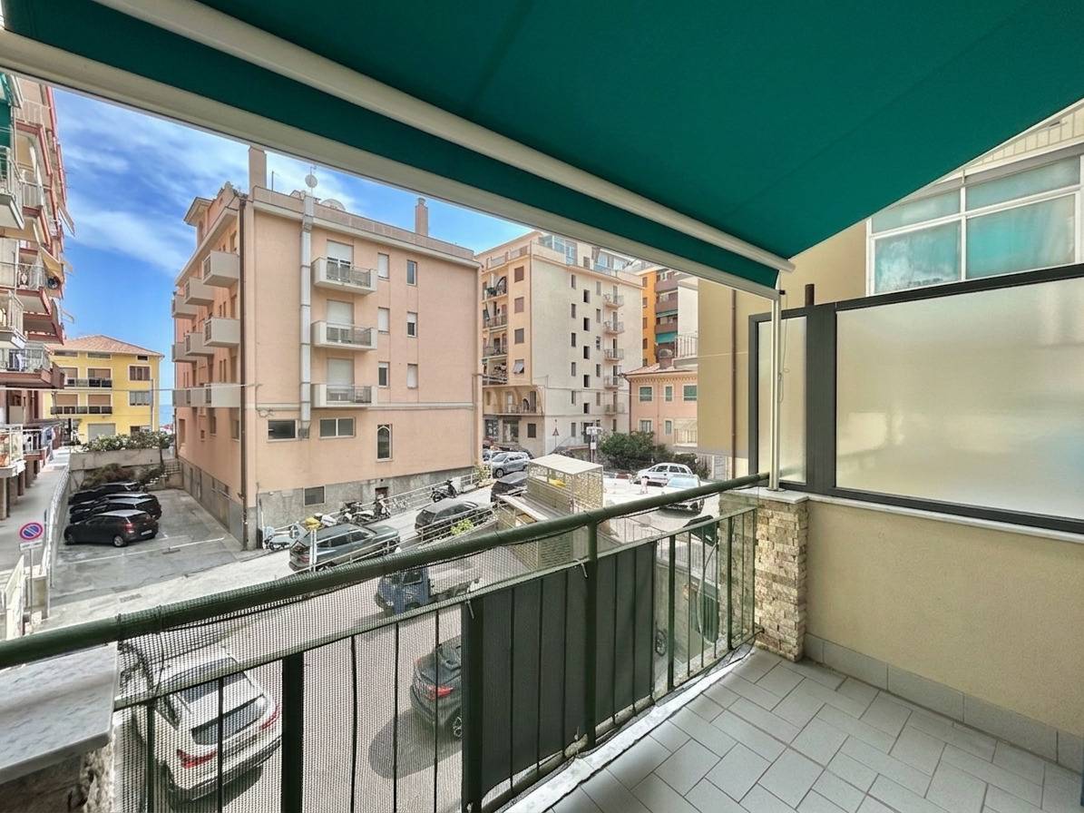 Appartamento in vendita a Pietra Ligure