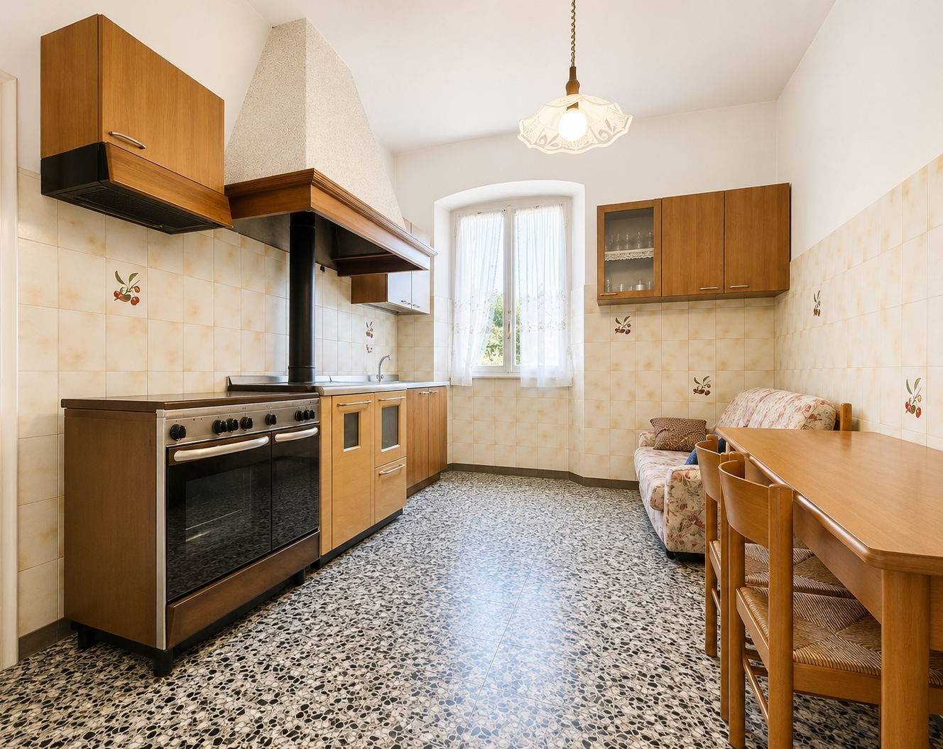 Abitazioni tipiche storiche in vendita a Tovo San Giacomo, Costino