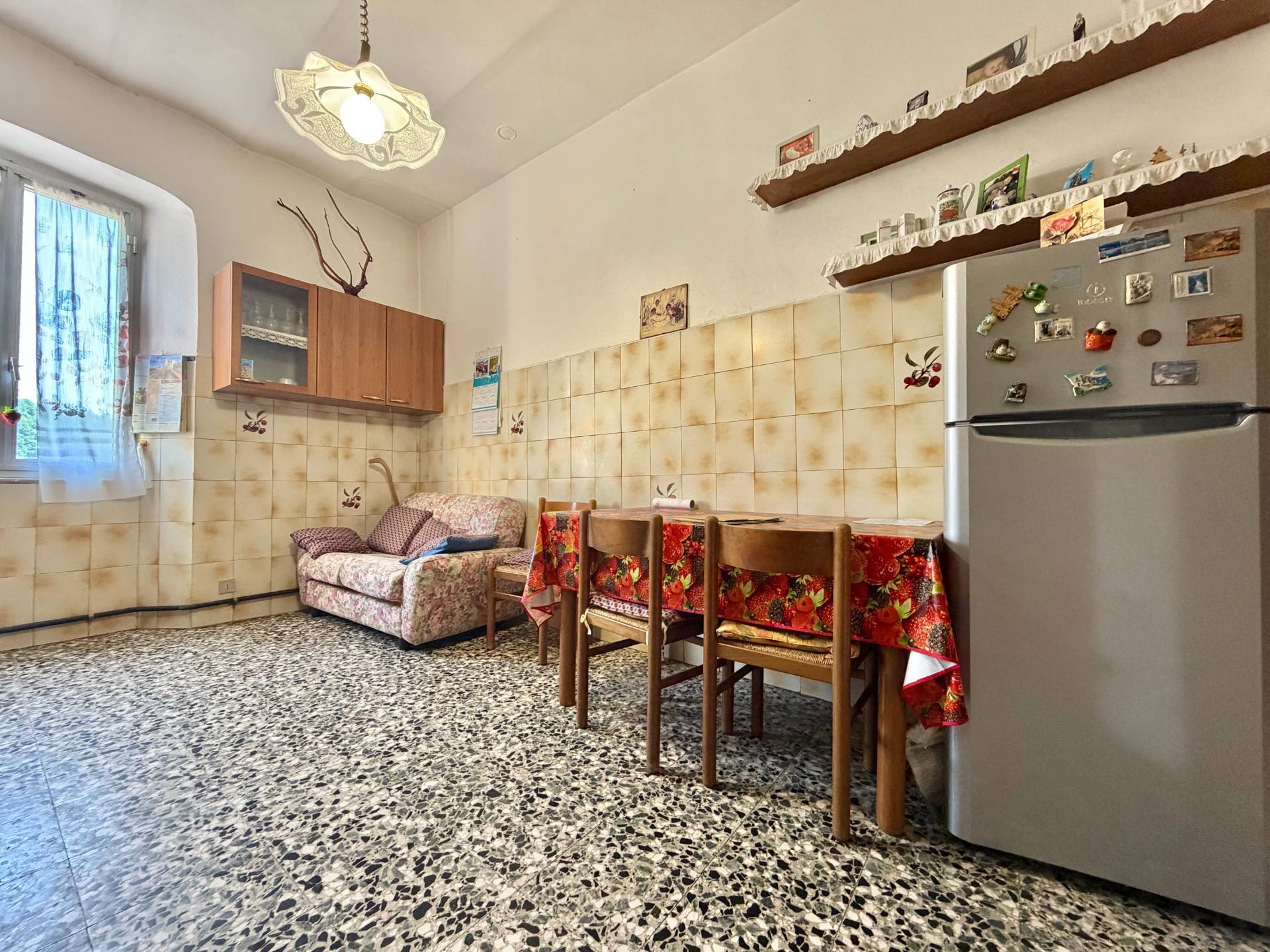 Abitazioni tipiche storiche in vendita a Tovo San Giacomo, Costino