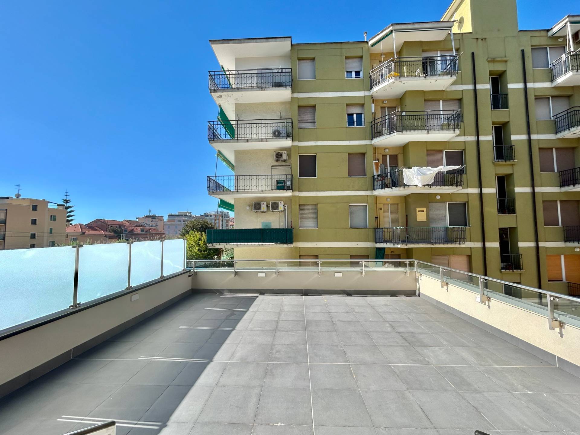 Appartamento in vendita a Pietra Ligure