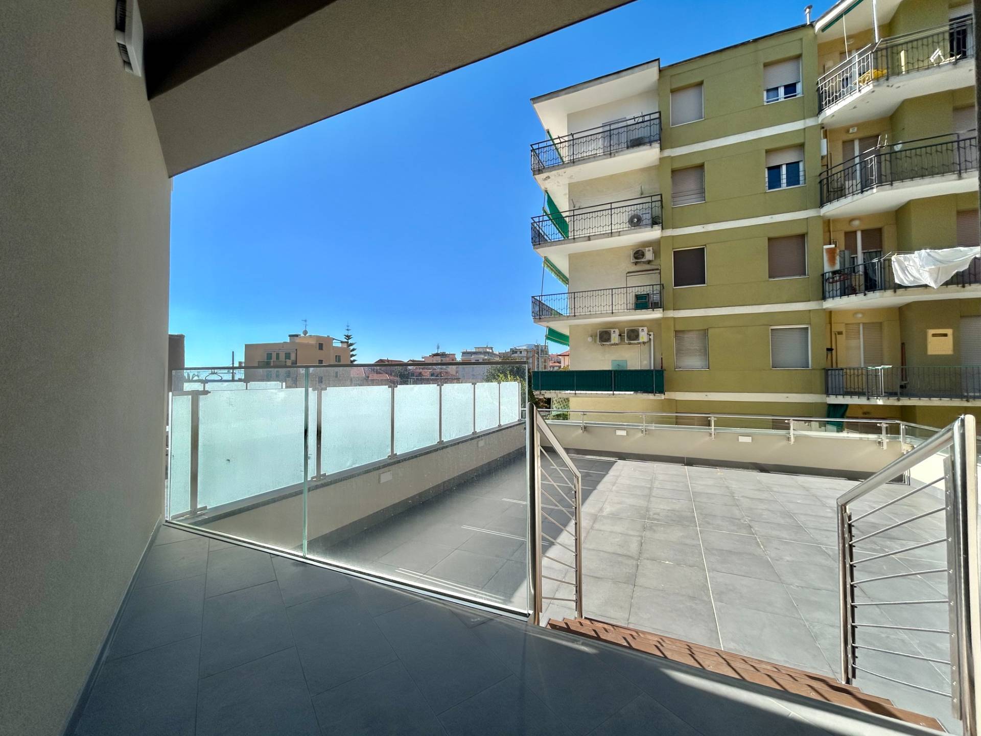 Appartamento in vendita a Pietra Ligure