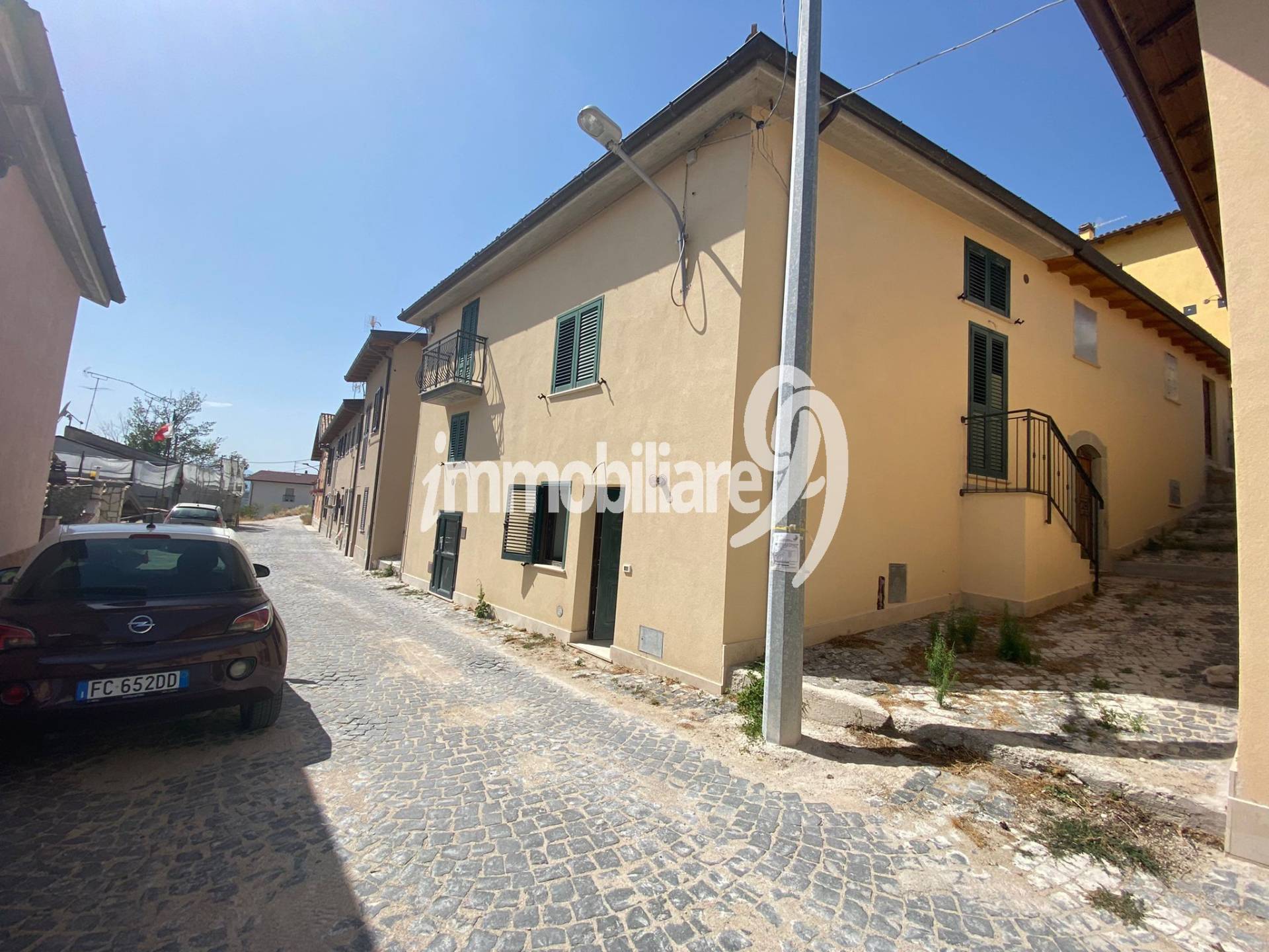 Casa cielo Terra in vendita a L'Aquila