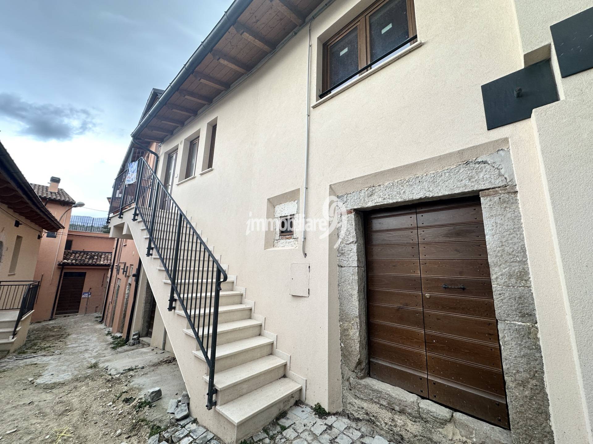 Casa cielo Terra in vendita a L'Aquila, Paganica - Tempera