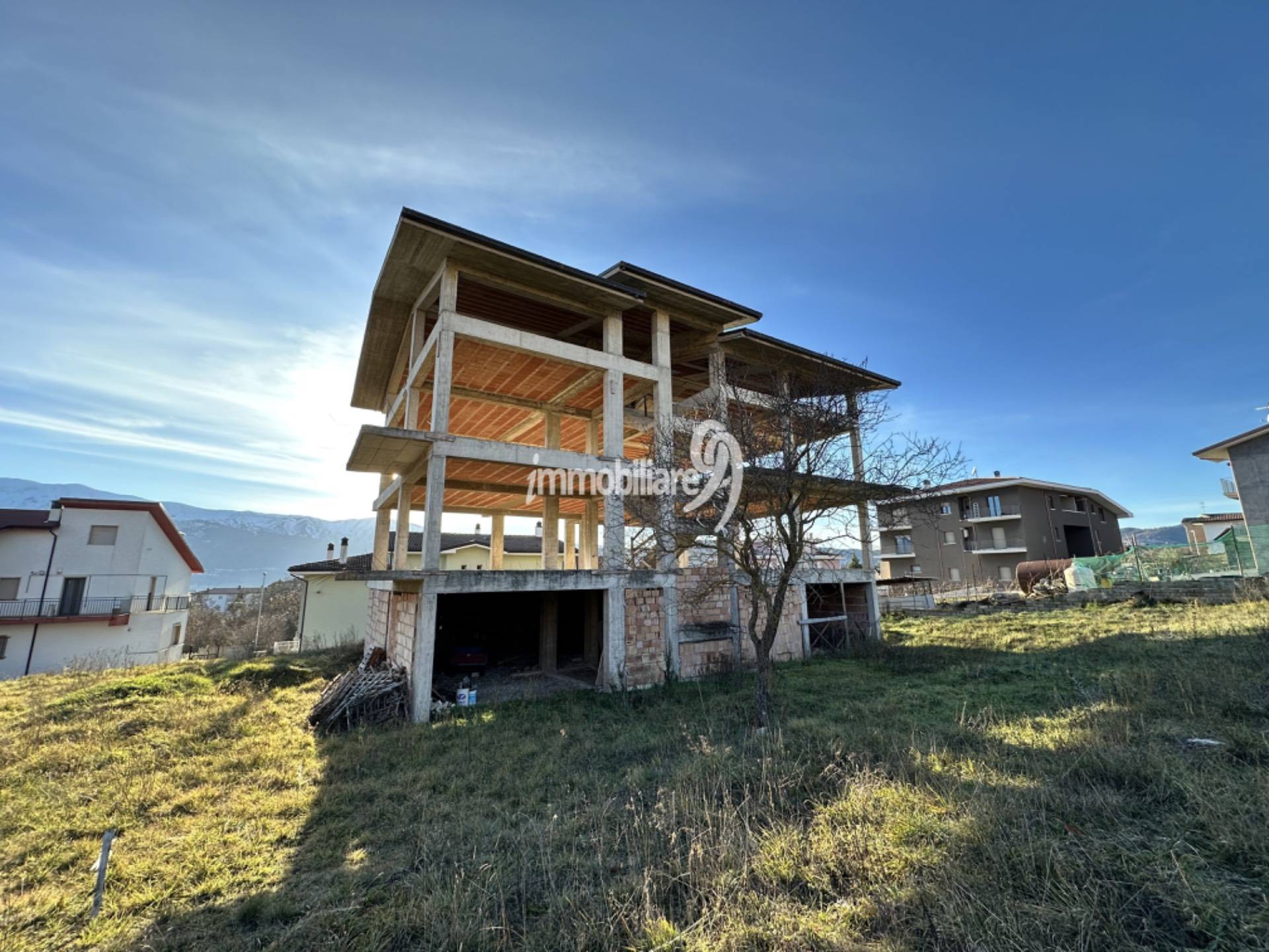 Immobili in vendita a L'Aquila, Paganica - Tempera