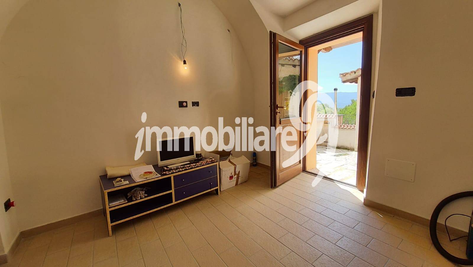 Casa cielo Terra in vendita a Pizzoli, Marruci San Lorenzo di Pizzoli