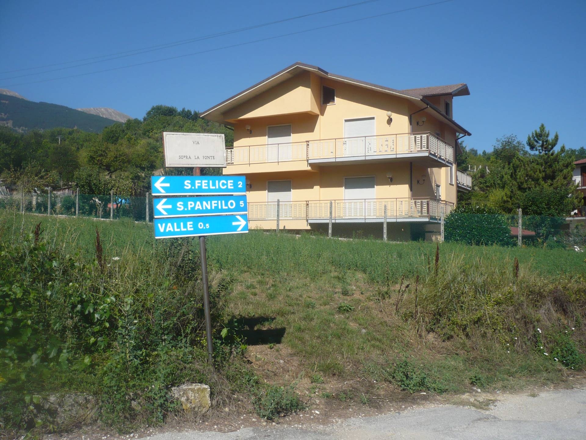 Terreno edificabile in vendita a Ocre, Valle