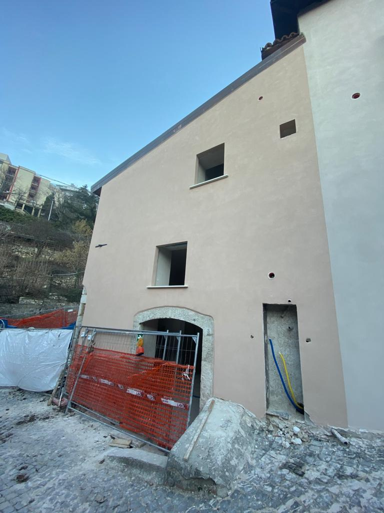 Appartamento in vendita a L'Aquila, Centro storico