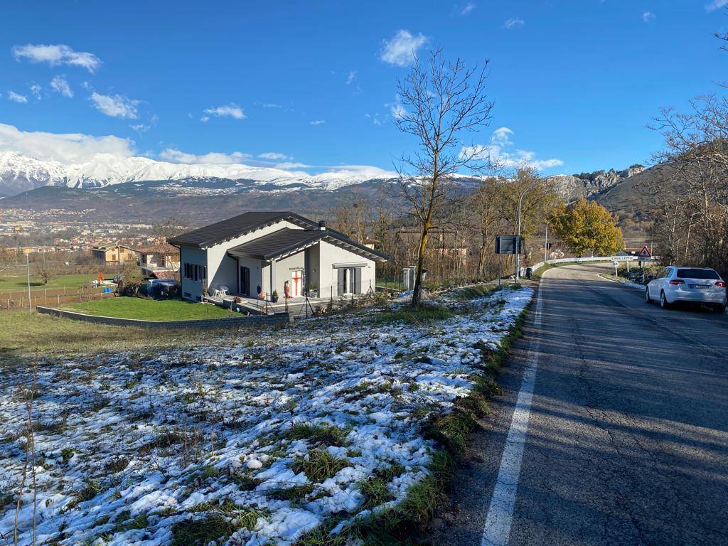 Terreno edificabile in vendita a L'Aquila, Zona Est