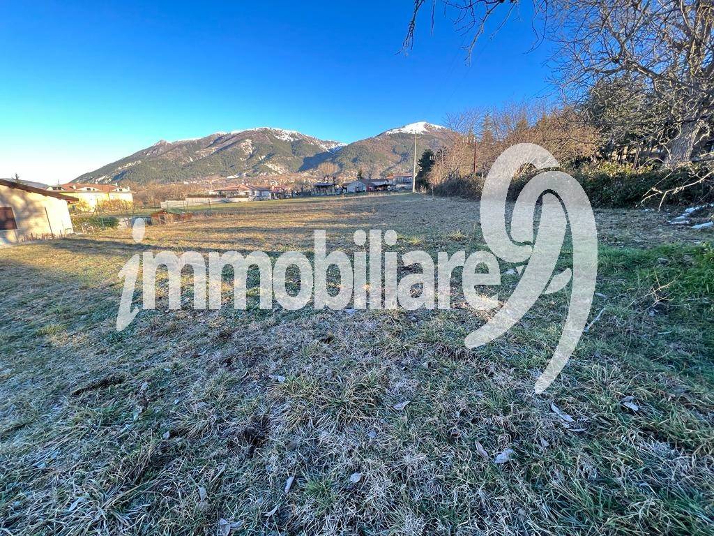 Terreno edificabile in vendita a L'Aquila