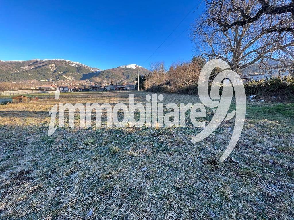 Terreno edificabile in vendita a L'Aquila