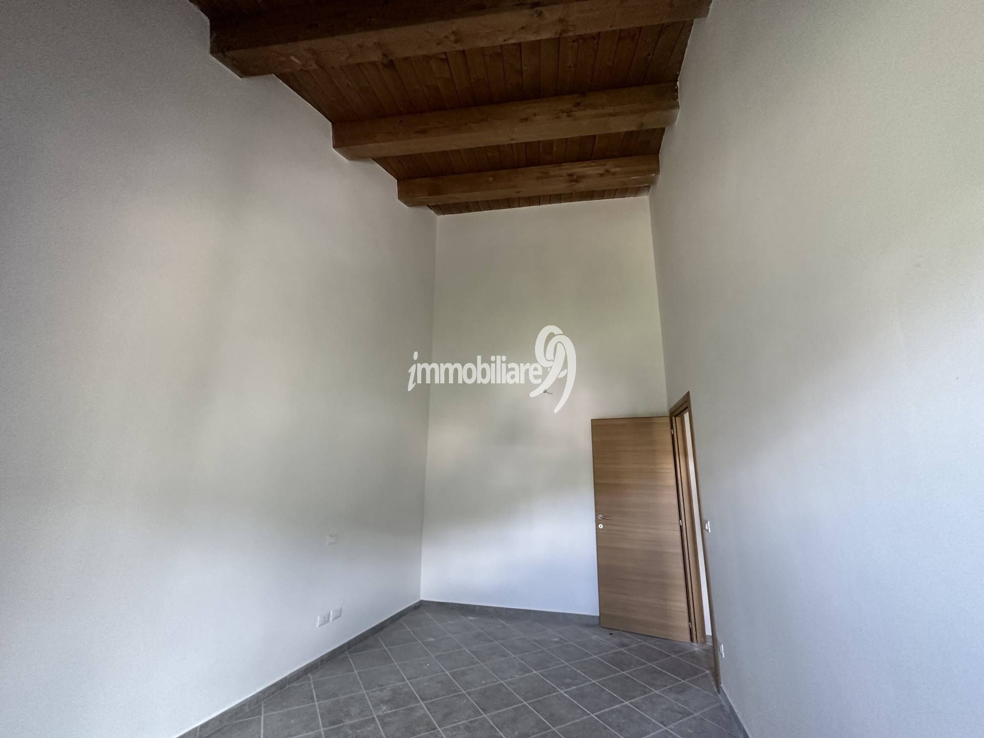 Casa cielo Terra in vendita a L'Aquila, Paganica - Tempera