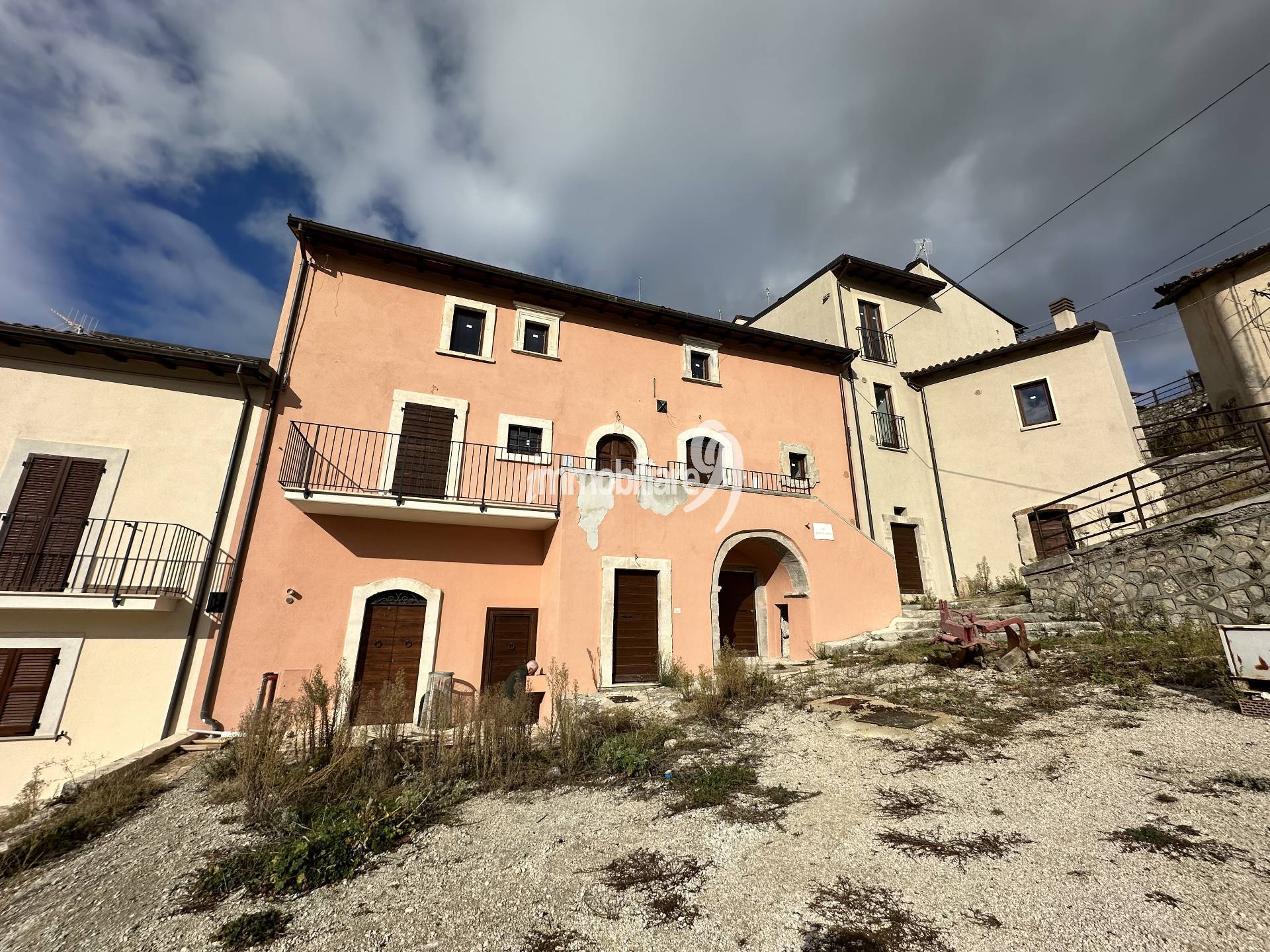 Casa cielo Terra in vendita a L'Aquila, Poggio di Roio