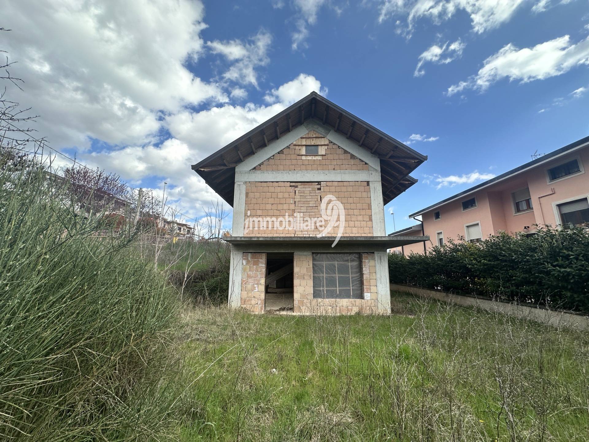 Villa in vendita a L'Aquila, Paganica - Tempera