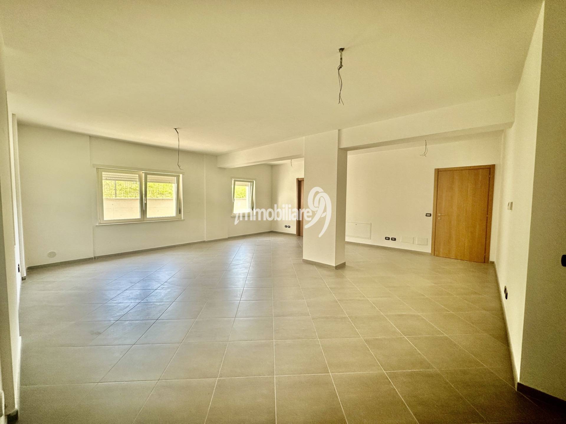 Appartamento in vendita a L'Aquila, Collemaggio