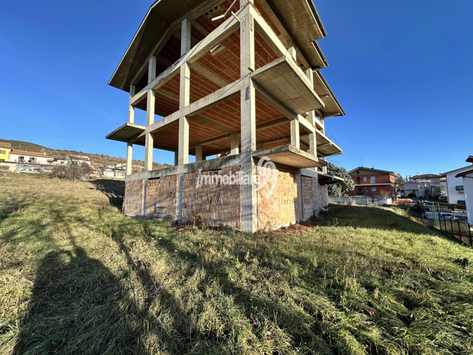 Immobili in vendita a L'Aquila, Paganica - Tempera