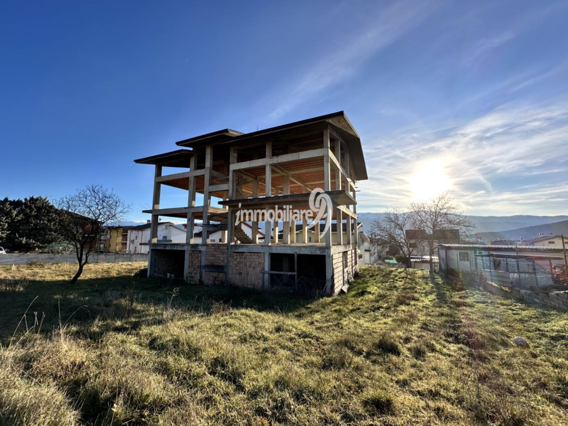 Immobili in vendita a L'Aquila, Paganica - Tempera