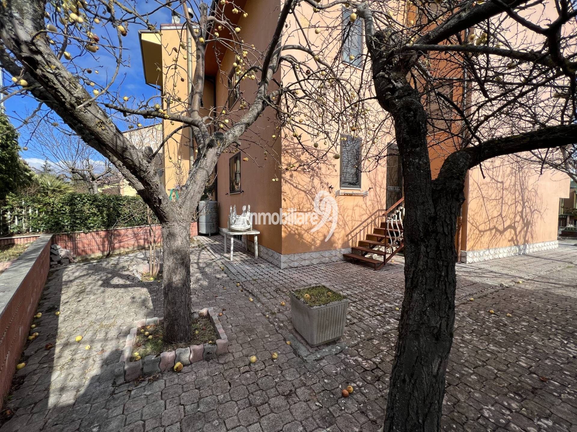 Villette a schiera in vendita a L'Aquila, Pianola