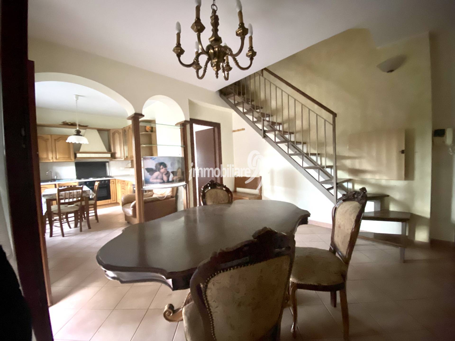 Appartamento in affitto a L'Aquila, Mausonia