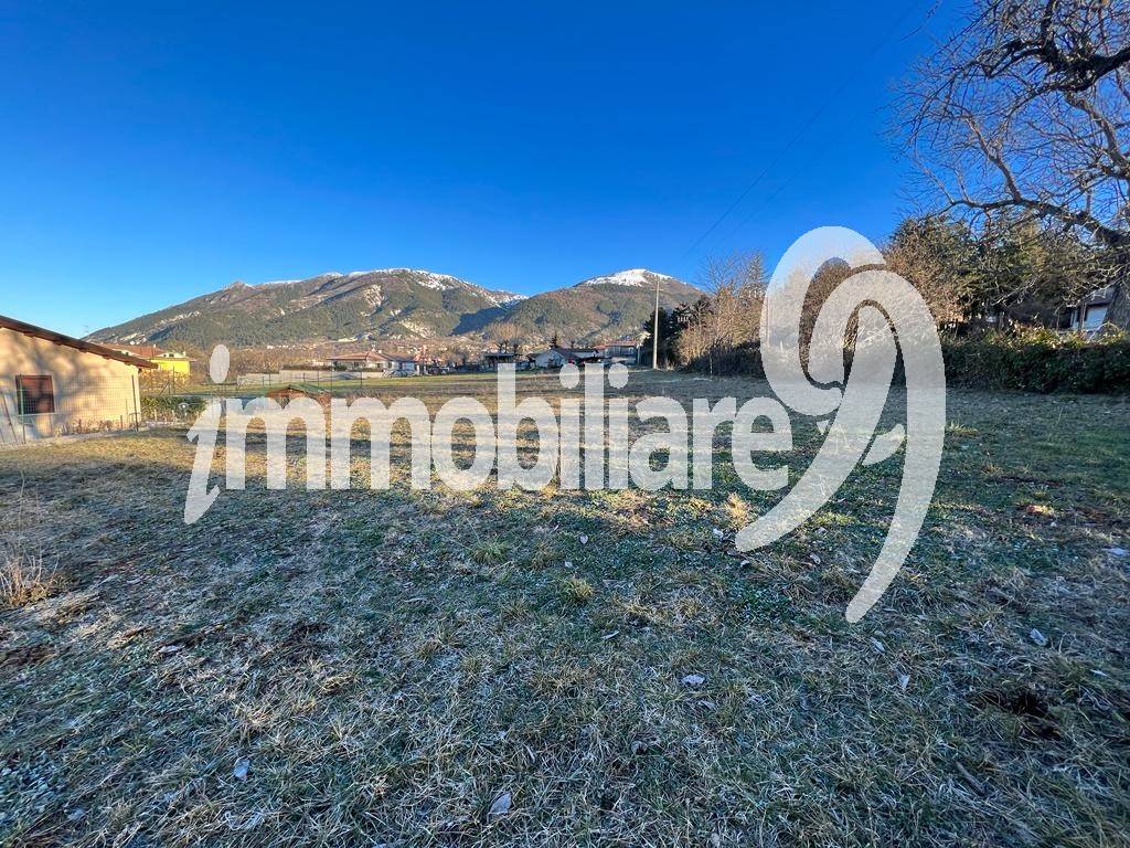 Terreno edificabile in vendita a L'Aquila