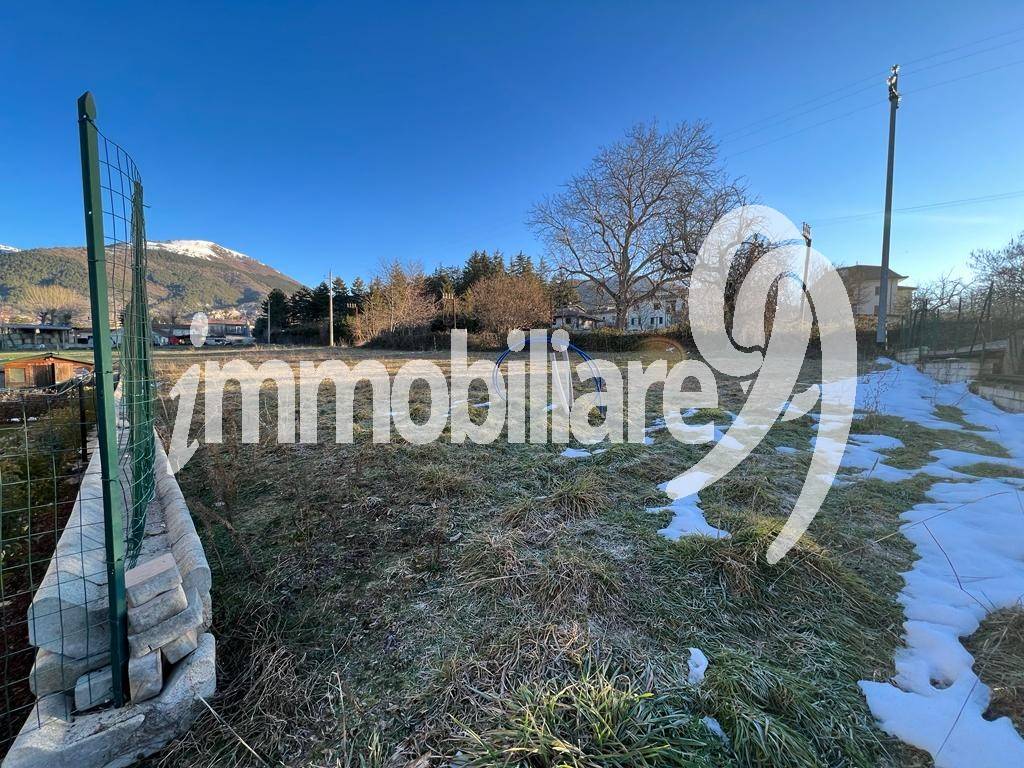Terreno edificabile in vendita a L'Aquila