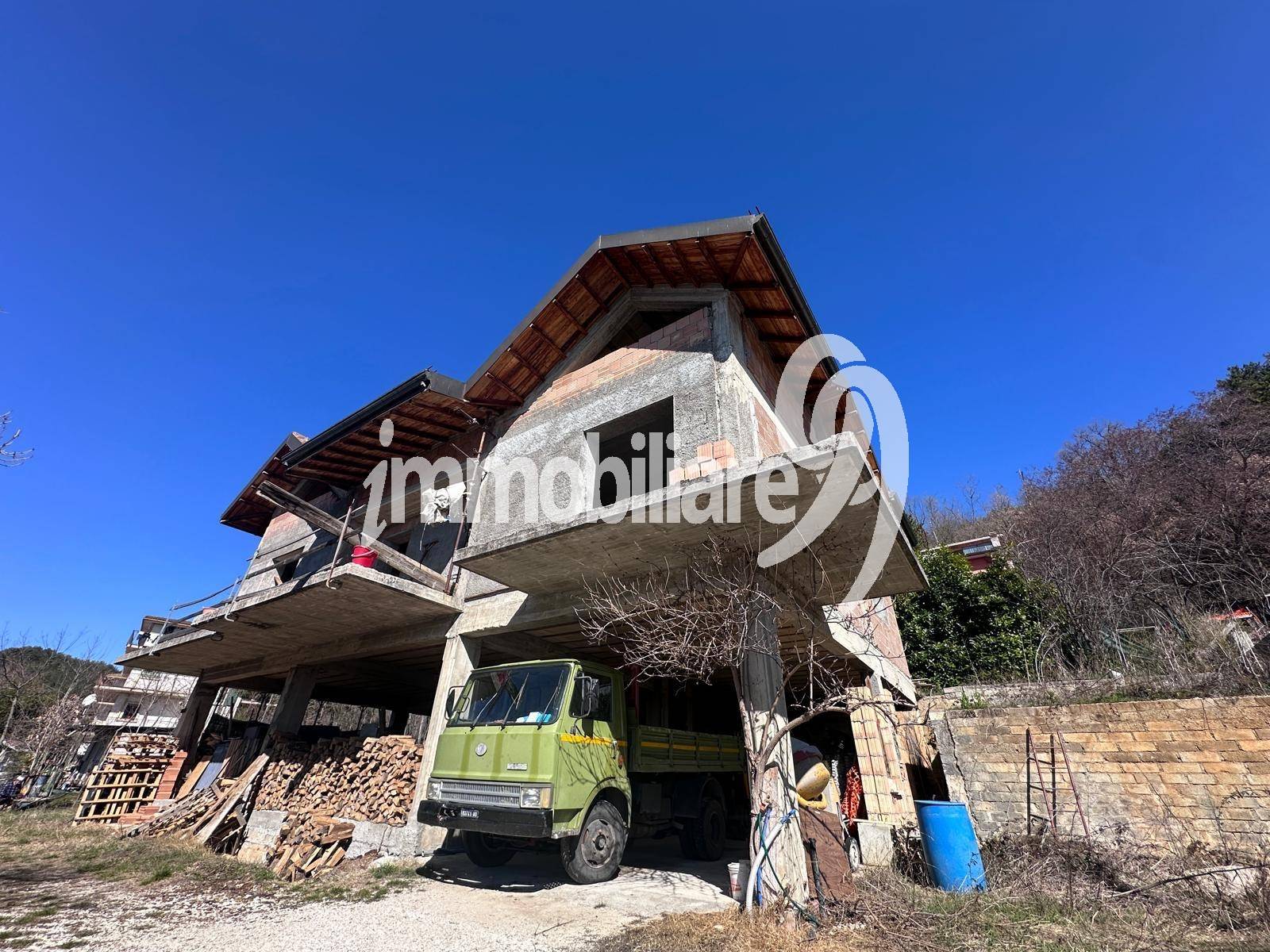 Casa cielo Terra in vendita a L'Aquila, Arischia