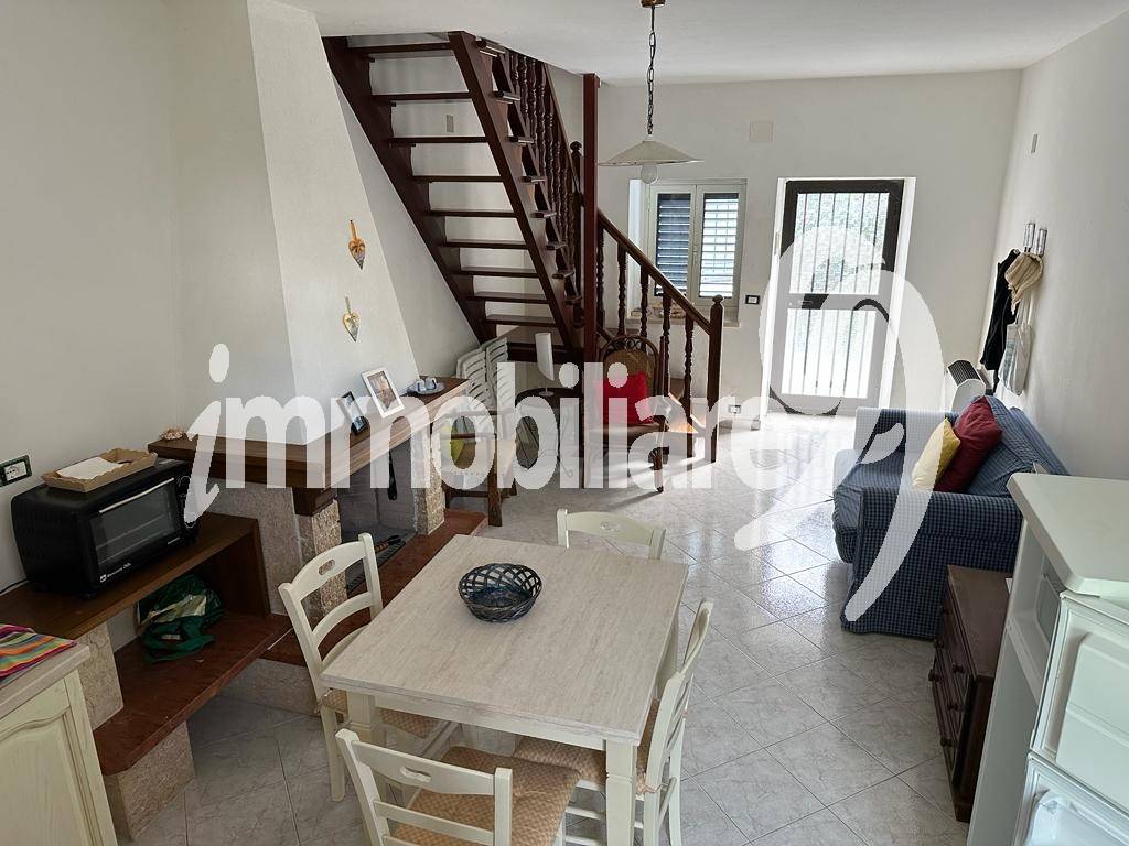 Casa cielo Terra in vendita a L'Aquila, Brecciasecca