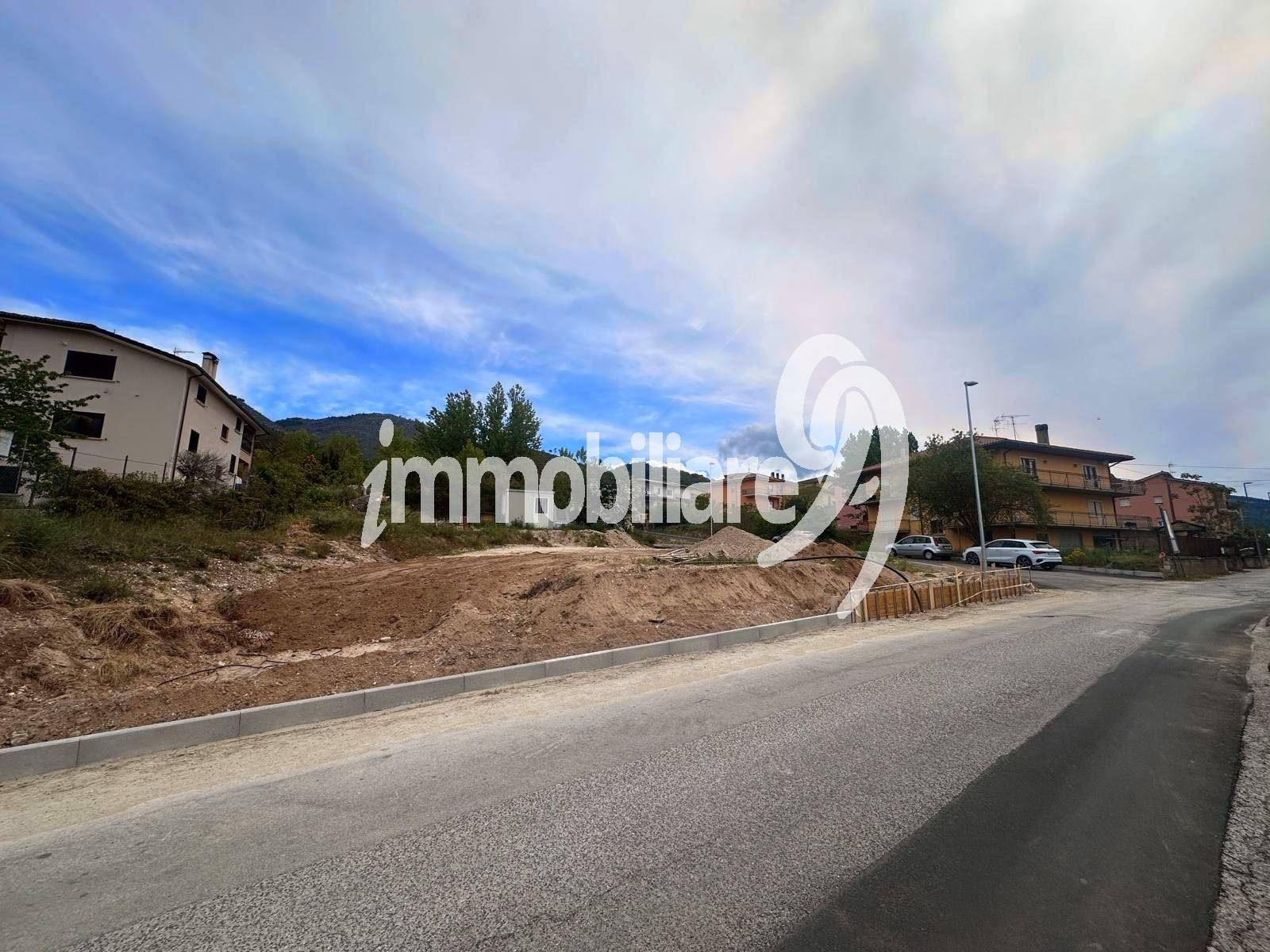 Terreno edificabile in vendita a Pizzoli, Boccanello