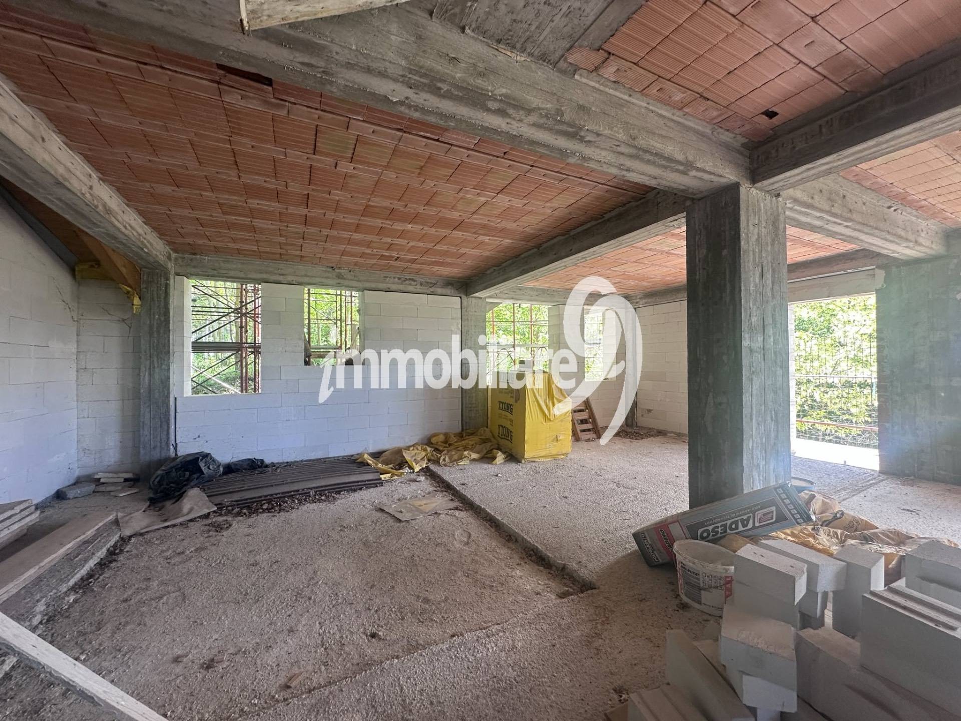 Villa in vendita a Pizzoli, Boccanello