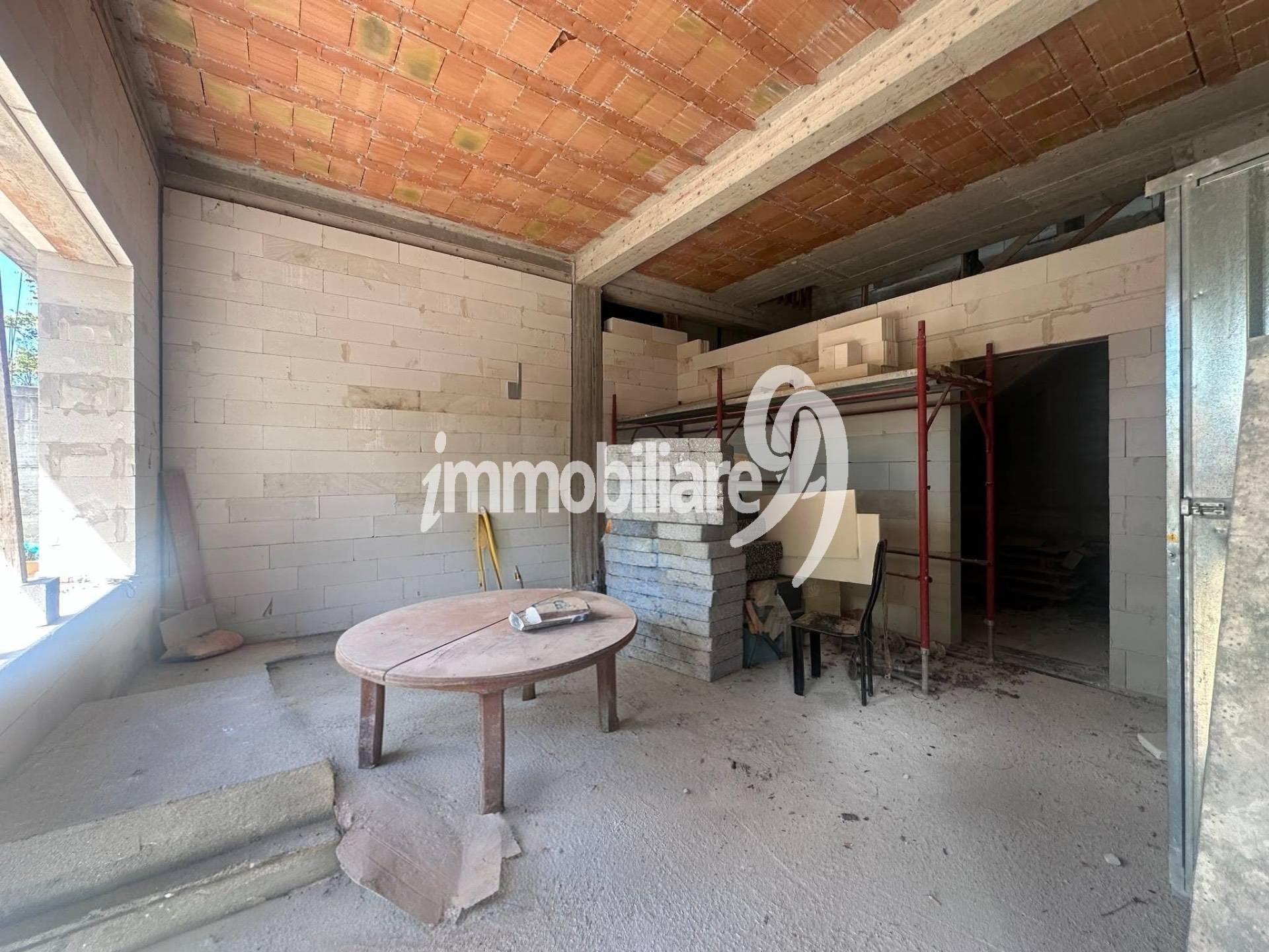 Villa in vendita a Pizzoli, Boccanello